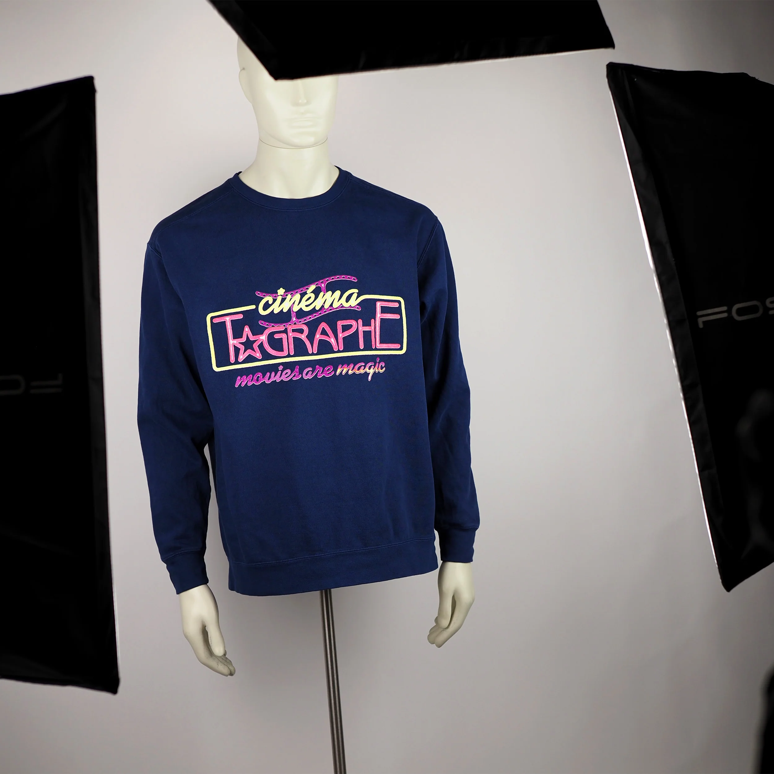 Cinématographe Movies are Magic - Crew Neck Sweatshirt - Image 11