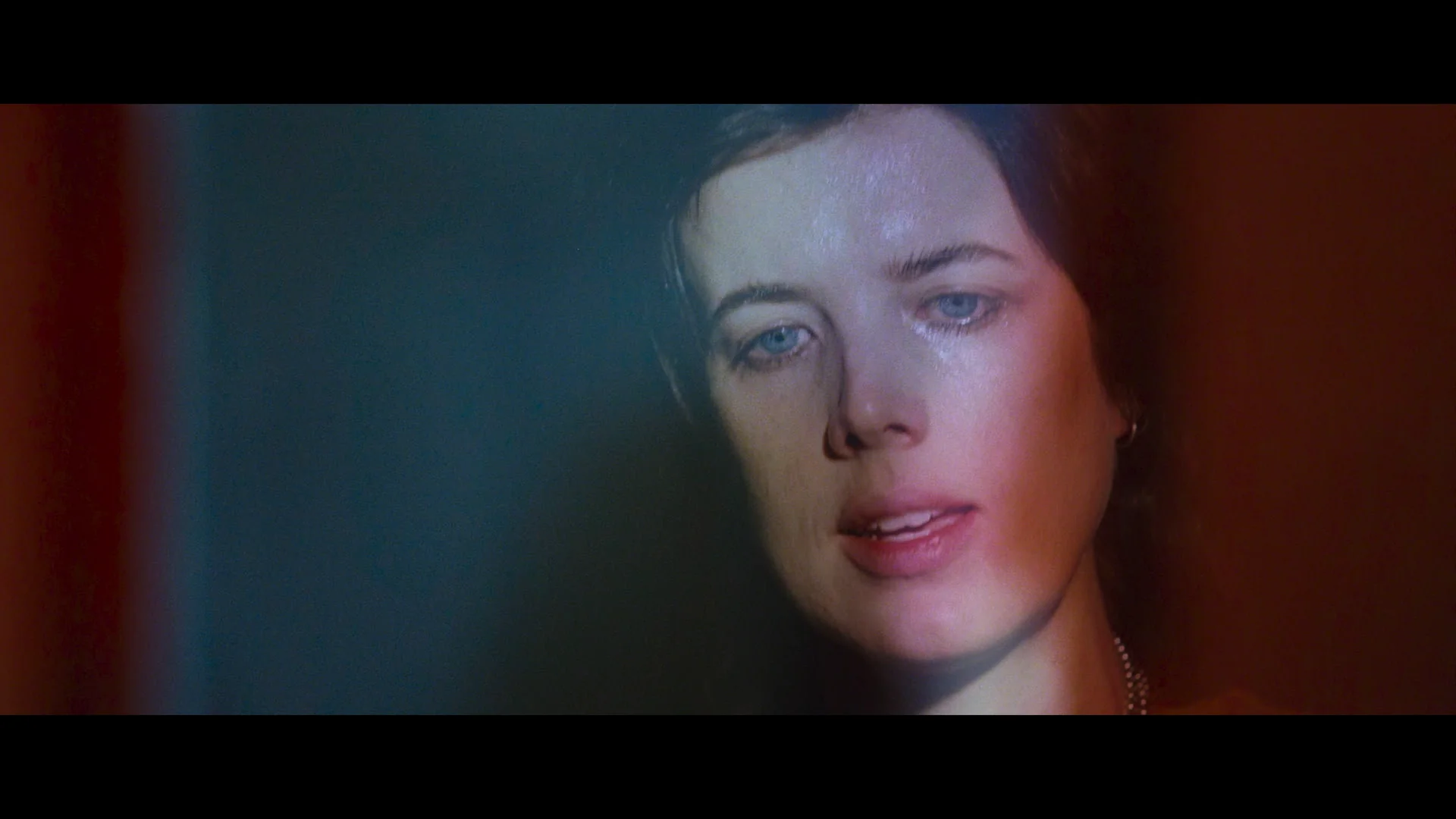 Her Smell - Image 9