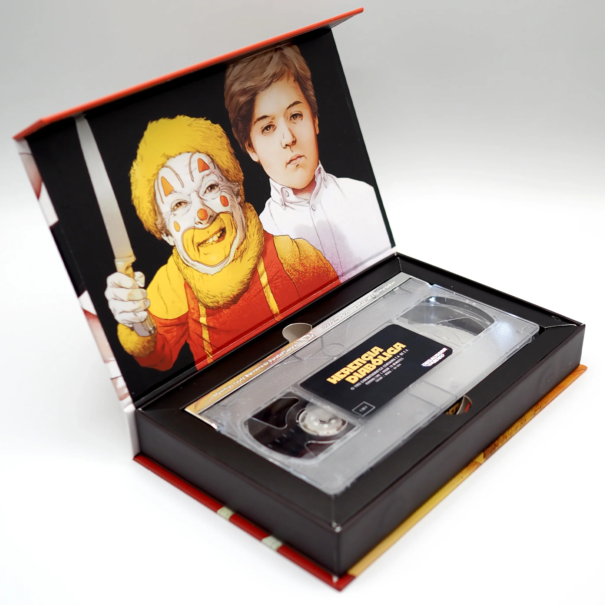 Herencia Diabólica - Limited Edition Deluxe LED VHS - Image 3