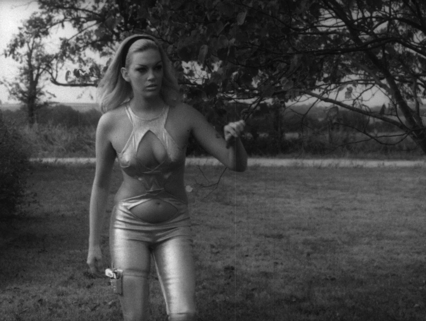 She Mob & The Girl From Pussycat - Image 4