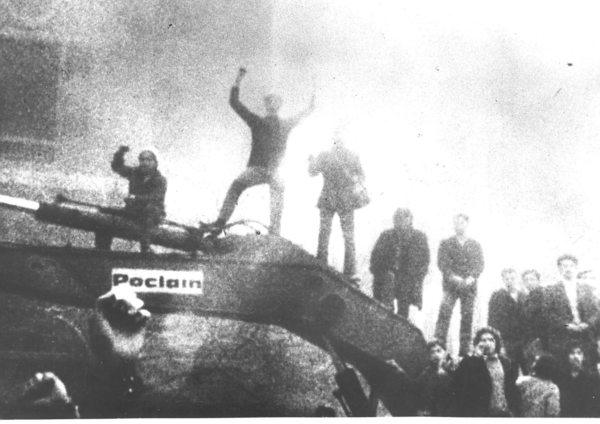 The Battle of Chile - Image 6