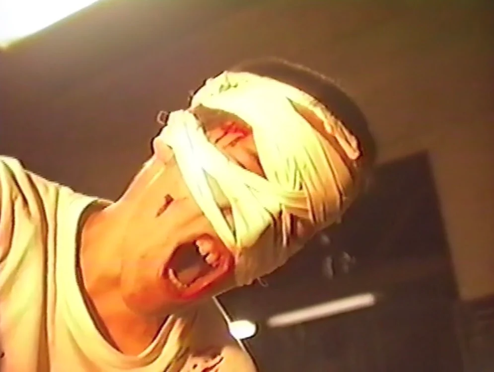 Twisted Issues - Image 7