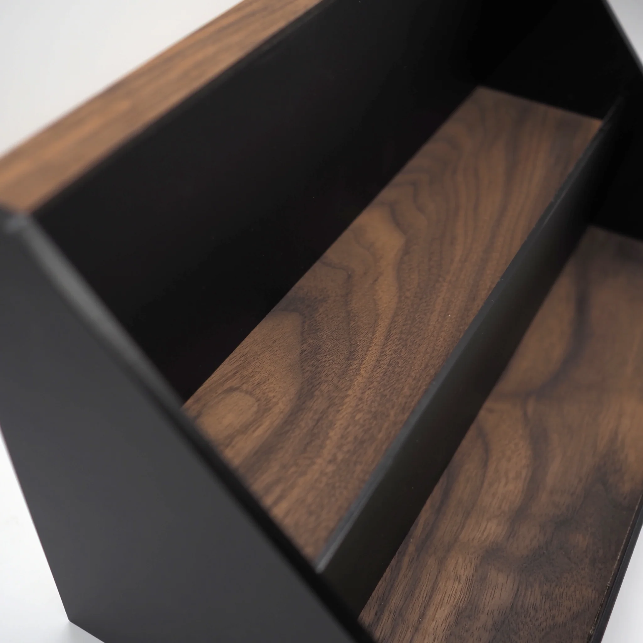 VinSyn Display Rack - Image 7