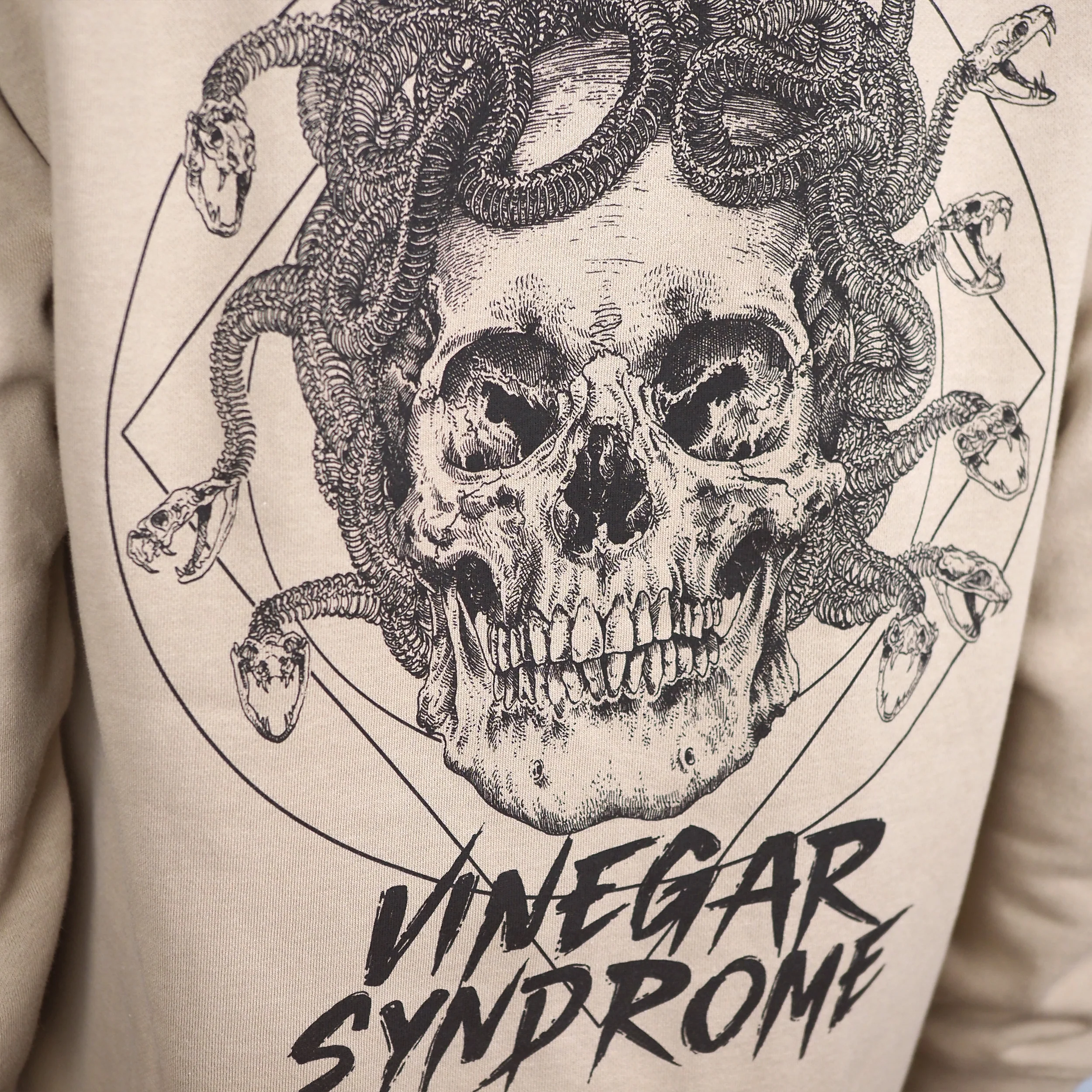 VS Medusa Skull - Heavyweight Zippered Hoodie - Image 15