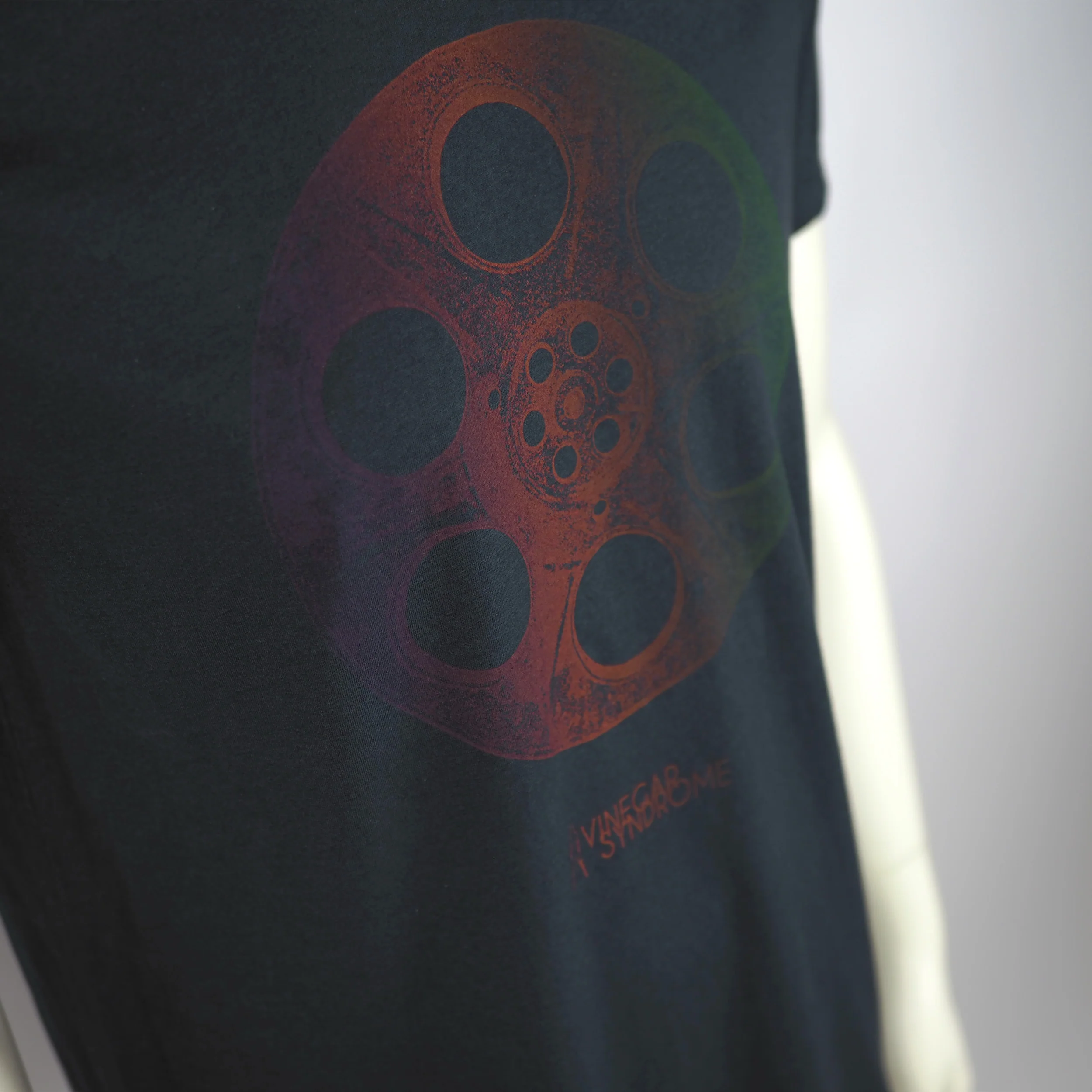 VS 'Reel of Darkness' Split Fountain - Shirt - Image 8