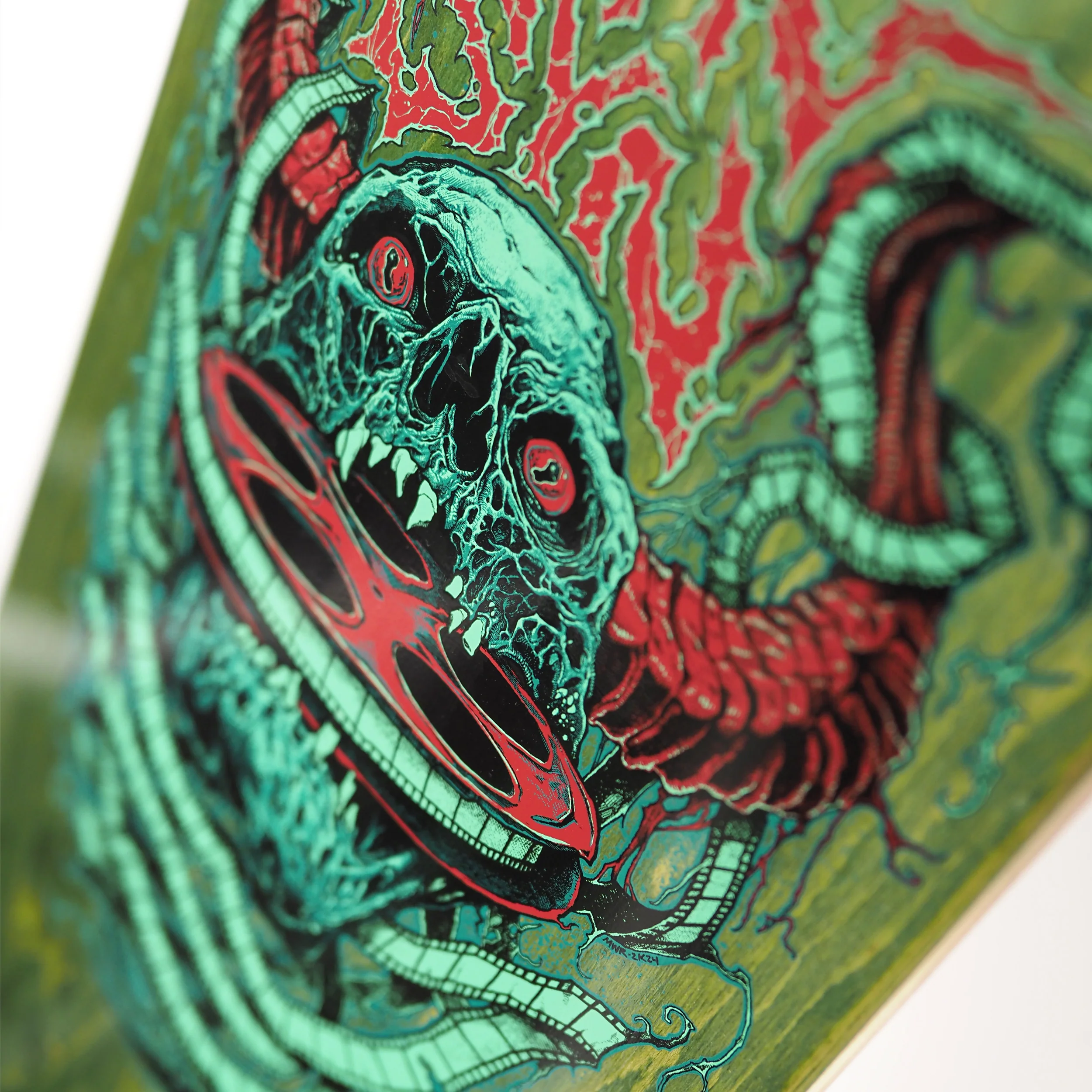 VinSyn Reel Skull - Skate Deck - Image 14
