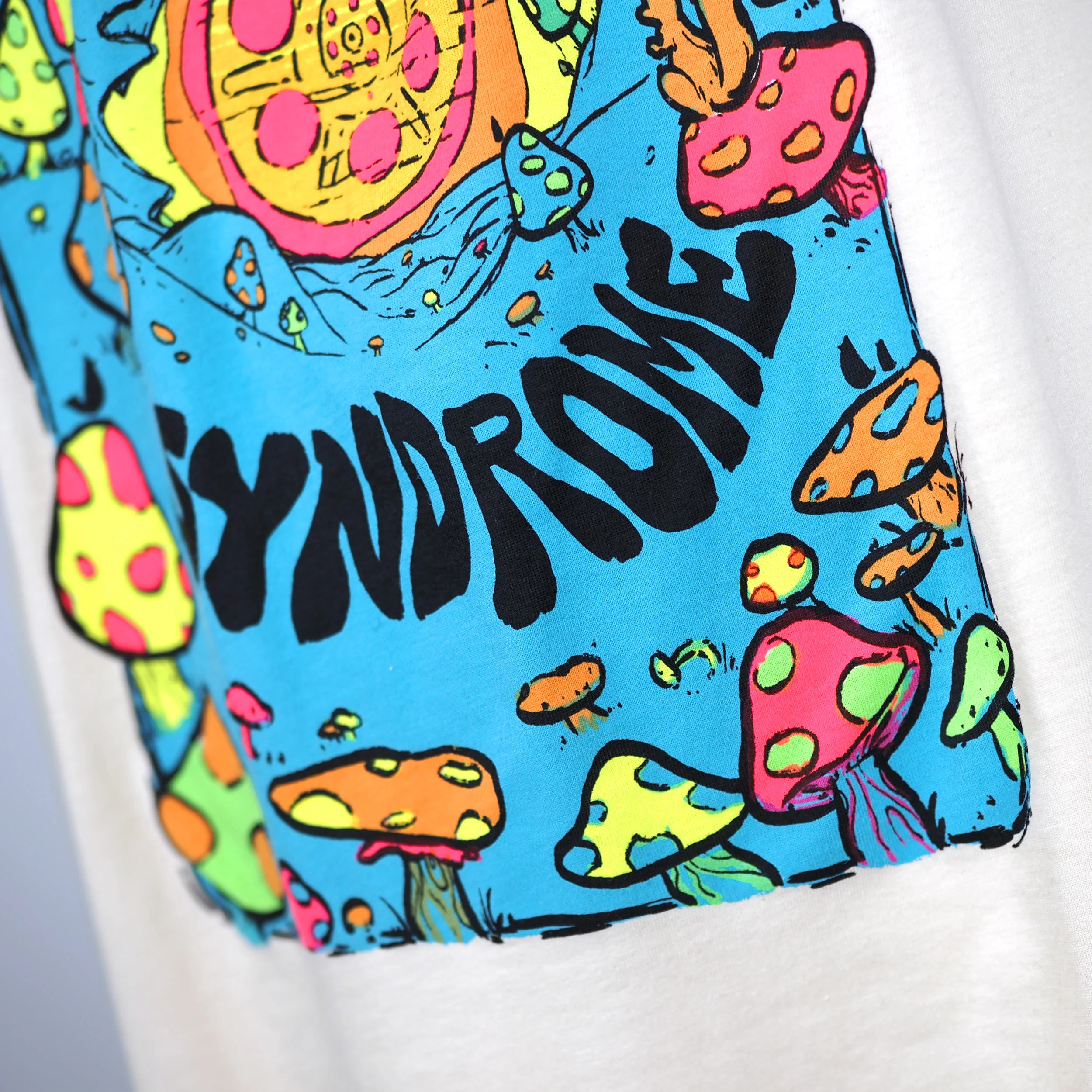 VS Shroomland - Psychedelic Sun Variant - Shirt - Image 8